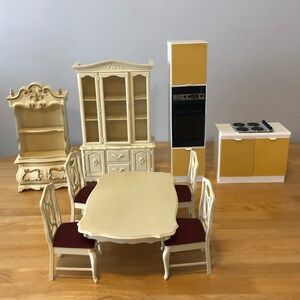 Vintage Sindy Doll Kitchen & Dining Room Accessories set
